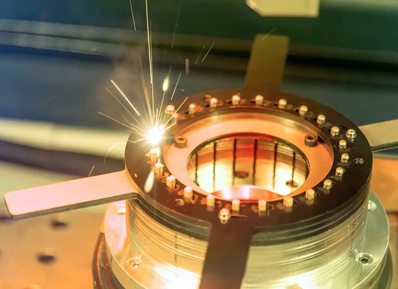 مزايا مراوح الدوار الخارجي PMSM